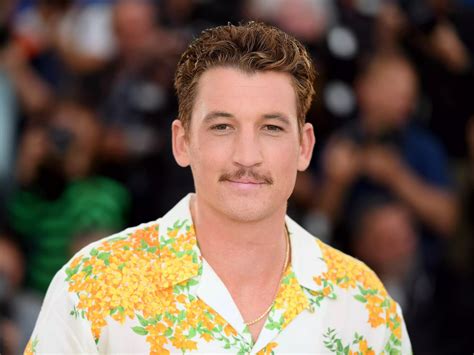 Top Gun Maverick Director Photoshopped Miles Tellers Mustache In A