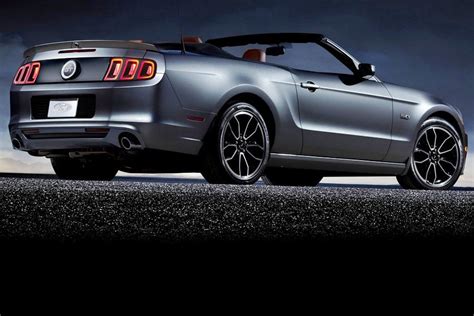 What do you think of this car? 2013 Ford Mustang GT Convertible Review, Specs, Pictures ...