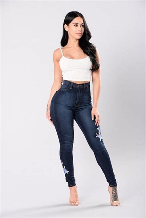 5 Of The Best Jeans For Curvy Girls — Arteresa Lynn