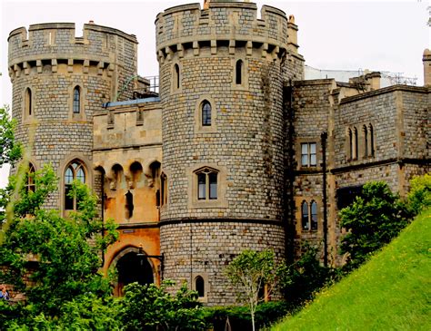 Favorite London Palaces And Castles That You Should Tour The Castle
