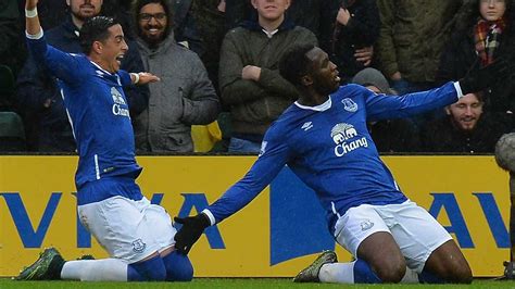 Along with a photo … Roberto Martinez denies agreements to sell players