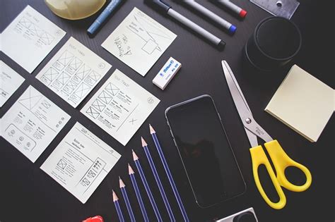 Berdasarkan fungsinya, kalimat dapat dibedakan menjadi 3 jenis, yaitu kalimat tanya (interogatif), kalimat pernyataan (deklaratif), dan kalimat perintah (interogatif). Contoh Kalimat Simple Present Tense Positif Negatif ...