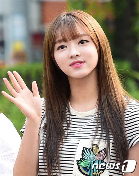 Netizens Claim That She Is The Prettiest New Generation Idol Daily K Pop News