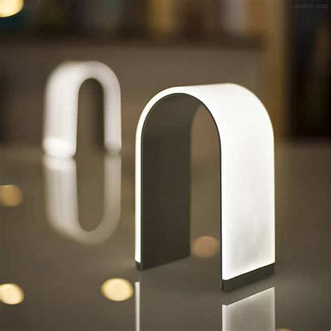 Mini ceramic globe table lamp. 15 Super Cool Lamps That Will Amp Up Your Side Table Style