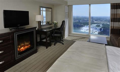 Rooms And Suites — Hilton Niagara Fallsfallsview Hotel And Suites