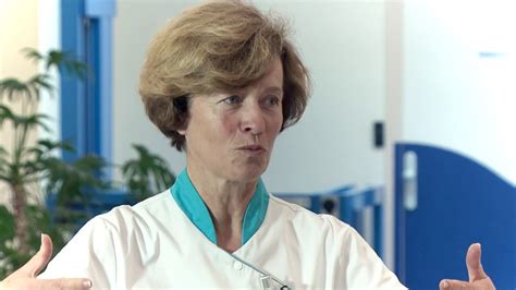 Vous souhaitez devenir soigneur animalier ou auxiliaire de santé animale ? Présentation d'un professionnel du secteur animalier pour ...