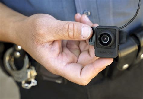 Police Begin Wider Body Camera Use After Months Of Testing Business