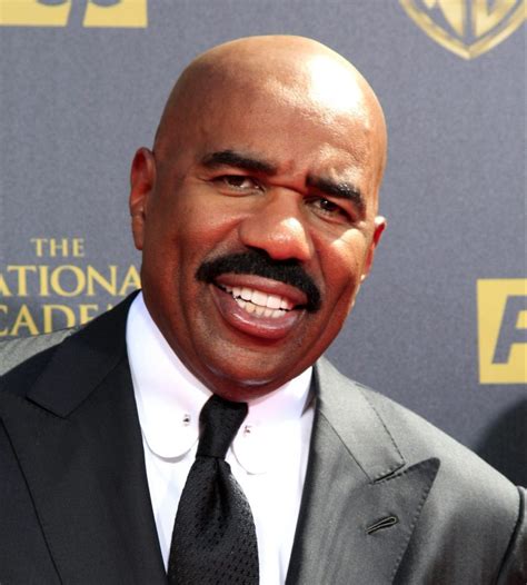 Again Steve Harvey Reads Wrong Winner During Miss Universe Pageant Video
