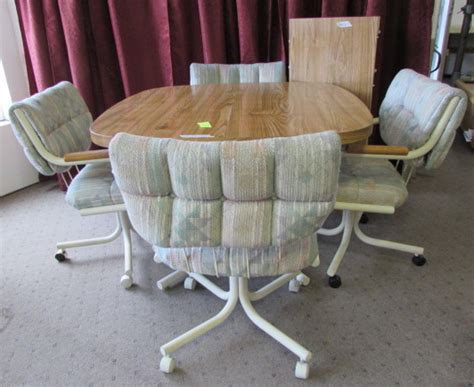 Home » dining room » dining table with rolling chairs. Lot Detail - KITCHEN TABLE WITH 4 ROLLING CHAIRS
