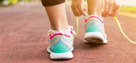 The faster you run, the larger the percentage of walk in an area with many slopes and steep terrain. How many calories do you burn walking a mile? - June 2020