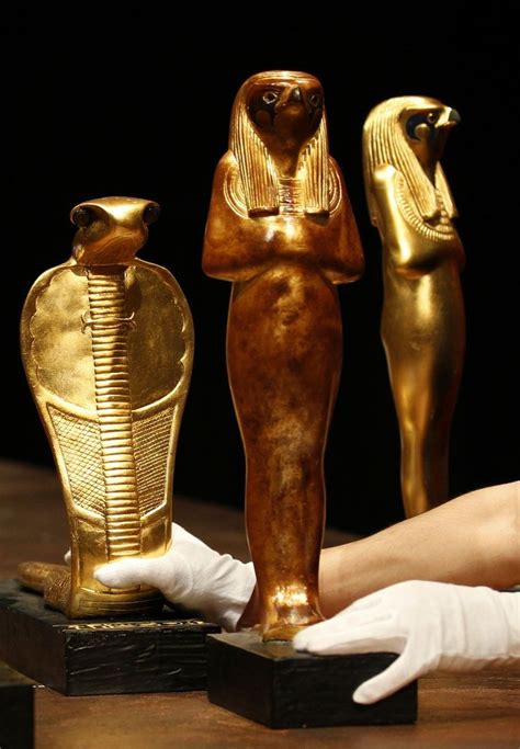 Ancient Egyptian Tomb Artifacts