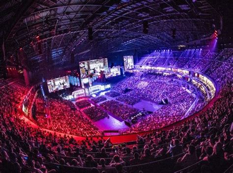 How Esports Is Moving From Gaming To A Business Infinigeek