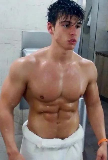 Shirtless Male Beefcake Muscular Hunk Jock After Shower In Towel Photo X D Picclick