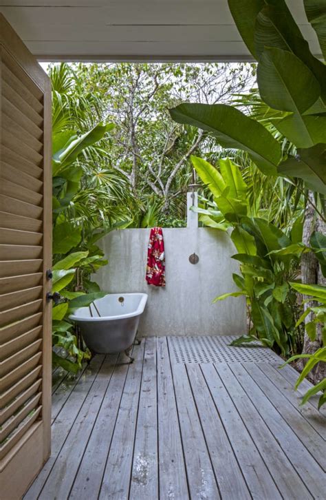 Outdoor Showers 20 Ideas For Bathing En Plein Air Gardenista