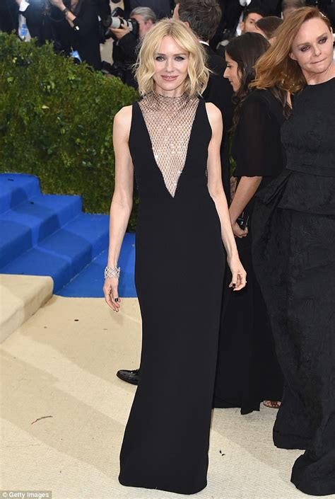 Naomi Watts Stuns In Plunging Black Gown At Met Gala Daily Mail Online