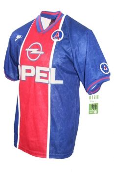 Das neue kit ist in ausgefallenen farben gestaltet und bereits im fanshop. Nike PSG Paris St. Germain jersey 6 Youri Djorkaeff 1995 ...