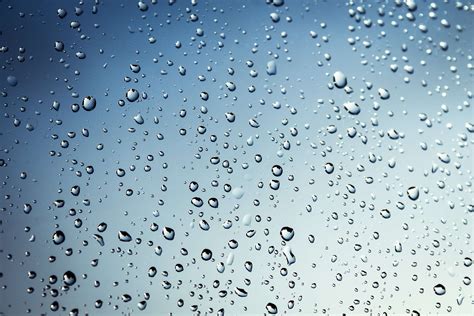 Droplets Drops Drops Of Water Transparent Water 4k Hd Wallpaper