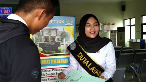 Tahun baru pertama kali dirayakan pada tanggal 1 januari 45 sm. Selamat Tahun Baru 2020 Masehi - YouTube