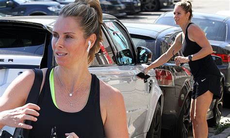 Flipboard Candice Warner Flaunts Her Post Baby Body Outside A Gym In