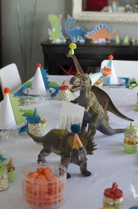 Adorable Dinosaur Party Mini Party Hats On Dinosaurs Spikes On Party