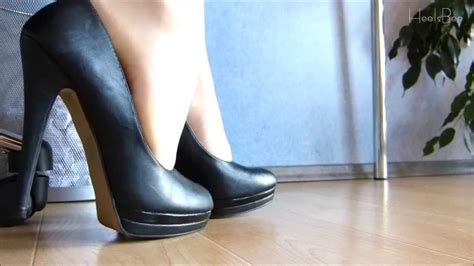 The Sound Of Heels 4 Shoeplay Under The Desk [asmr] Youtube