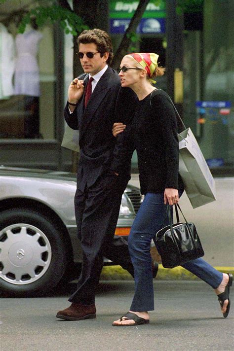 Your 90s Style Inspiration Carolyn Bessette Kennedy Carolyn