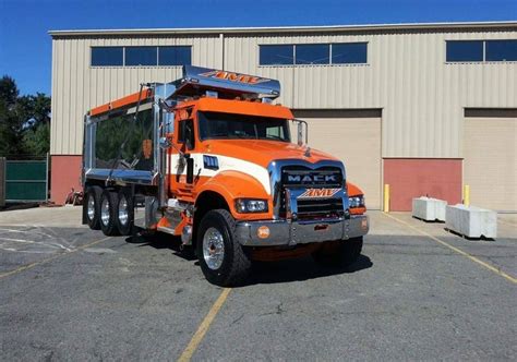 Pin By Felix On Custom Trucks Dump Trucks Mack Trucks Mack Dump Truck