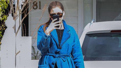 Check spelling or type a new query. Belle Gibson: Cancer conwoman issued with warrant to hand ...