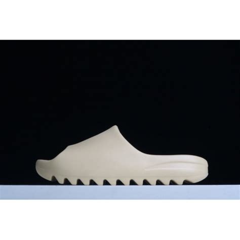 Adidas Yeezy Slipper For Men 781087 4200 Usd Wholesale Replica