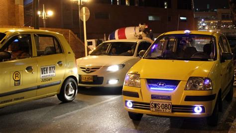Viajar A Bogotá Transporte Taxis Transmilenio Y Busetas