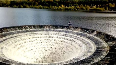 Why Does Ladybower Reservoir In Derbyshire Have Plug Holes Bbc News