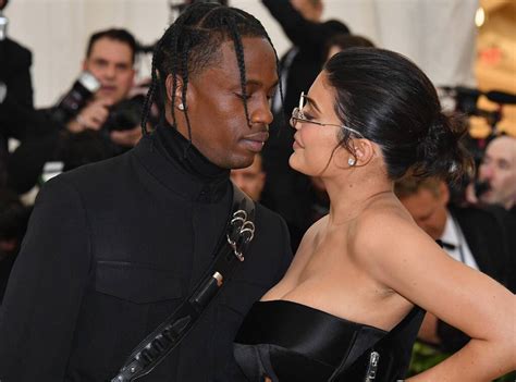 And they're both totally fine with that. Here's Where Kylie Jenner and Travis Scott's Relationship ...