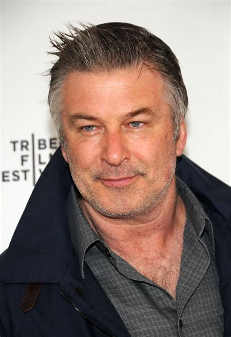Alec Baldwin Released After Breaking Nyc Bike Laws Daily Dish