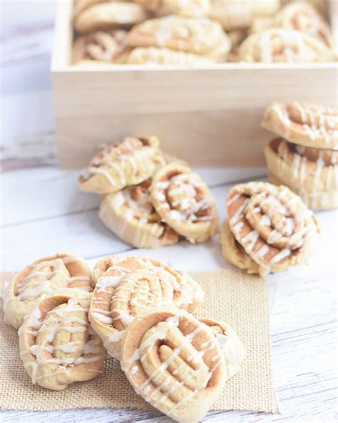 Cinnamon Roll Cookies Video Truffles And Trends