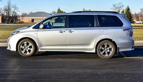 Review: Toyota Sienna minivan mixes the solid with the subpar | Ars