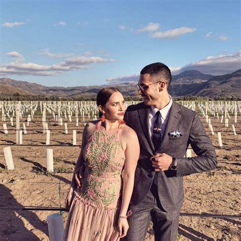 His birthday, what he did before fame, his family life, fun trivia facts, popularity rankings, and more. Quién es Alejandro Speitzer, el mexicano que enamoró a ...