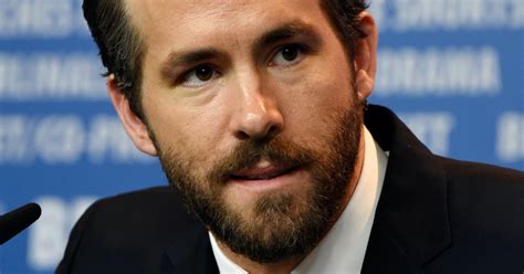 Ryan Reynolds Father Dies After Battling Parkinsons And The Actor Shares A Beautiful Tribute — Photo
