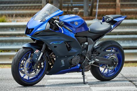 2022 Yamaha Yzf R7 Track Review Motorcyclist
