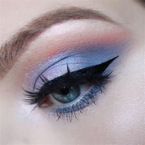 A Cool Toned Eye Look I Did Today Makeupaddiction In 2020 With