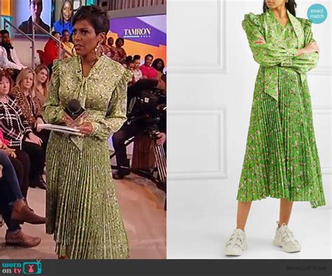 Wornontv Tamrons Green Floral Pleated Dress On Tamron Hall Show Tamron Hall Clothes And