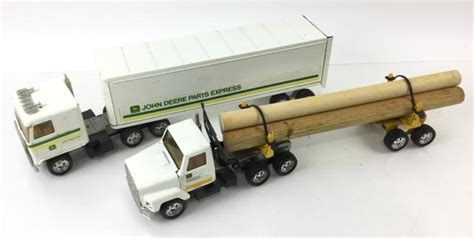 Lot Ertl John Deere Semi Truck And Log Hauler