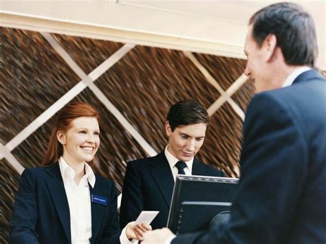 Ways To Improve Your Hotel Front Desk Team Performance