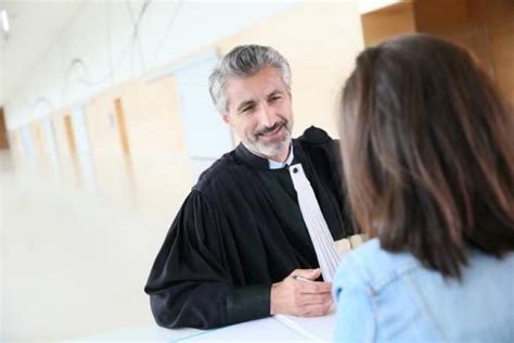 Divorce amiable 4 questions à poser pour bien choisir son avocat
