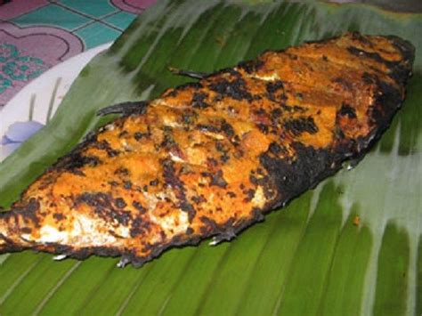 Assalamualaikum pepes ikan kembung bumbu kelapa bahan : Resep dan Cara Membuat Pepes Ikan Kembung Bakar yang Enak ...