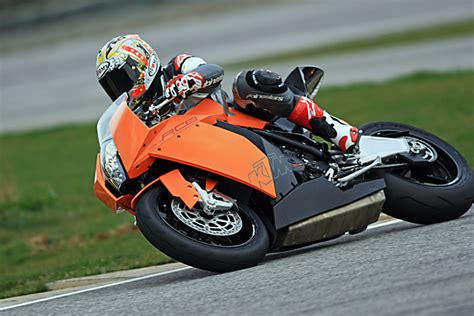 Submit your own biking pictures online. How to Change the Oil on Your Bullet / Sport Bike