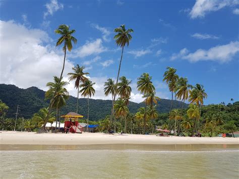 Maracas Beach Trip Island Experiences Trinidad And Tobago Cultural