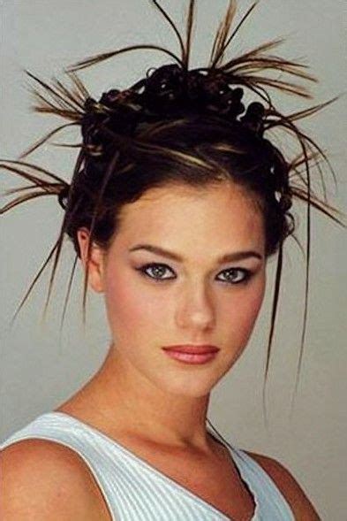 The Greatest 90s Hairstyles Hair Accessories Making A Comeback Artofit
