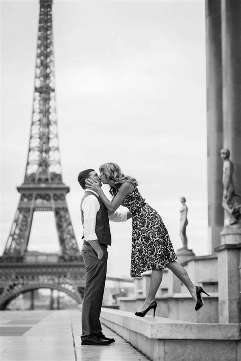 paris photo session eiffel tower trocadero copyright pierre torset shooting couple couple