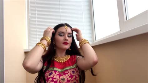Indian Desi Bhabhi Alyssa Quinn Gets Fuck And Swallows Thick