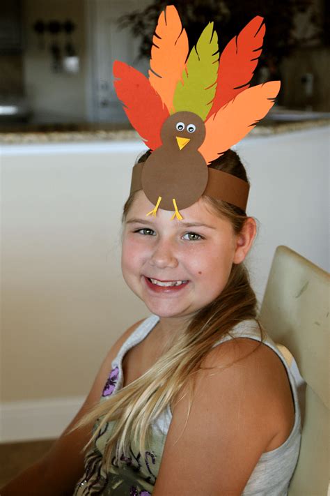 Turkey Hat Craft Our Favorite Diy Turkey Headband Momdot Thanksgiving Headband Craft